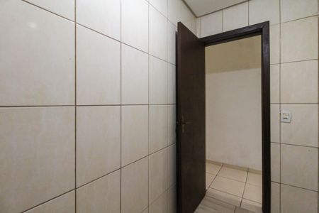 Casa à venda com 90m², 3 quartos e 1 vagaBanheiro 2