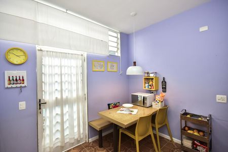 Casa à venda com 260m², 2 quartos e 3 vagasCozinha