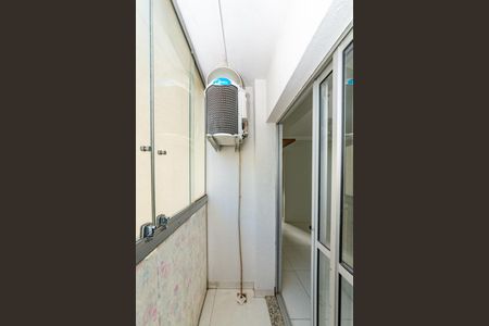 Varanda da Sala de apartamento à venda com 2 quartos, 57m² em João Pinheiro, Belo Horizonte