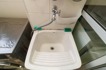 Apartamento à venda com 58m², 3 quartos e 1 vagaÁrea de Serviço