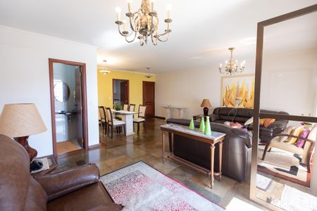 Sala de apartamento para alugar com 3 quartos, 150m² em Centro, Campinas