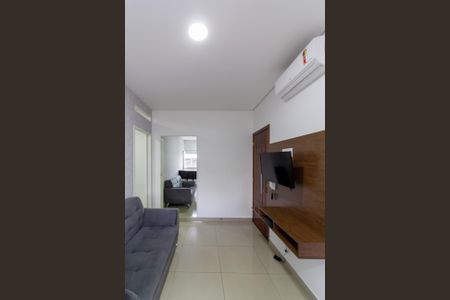 Sala de apartamento para alugar com 2 quartos, 50m² em Santo Amaro, São Paulo