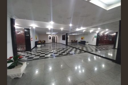 Apartamento para alugar com 101m², 2 quartos e 1 vagaHall social