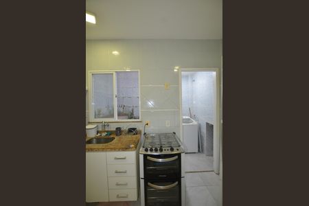 Casa de condomínio para alugar com 68m², 2 quartos e 1 vagaCozinha