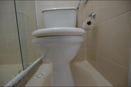 Casa de condomínio para alugar com 68m², 2 quartos e 1 vagaBanheiro da Suíte