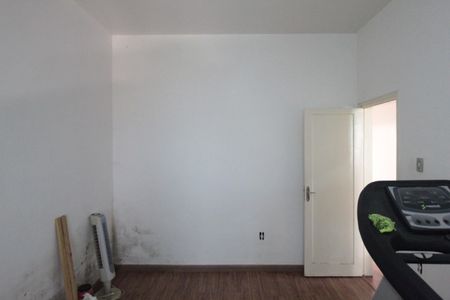 Casa à venda com 385m², 3 quartos e 3 vagasQuarto 2