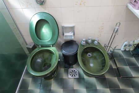 Casa à venda com 385m², 3 quartos e 3 vagasBanheiro Social