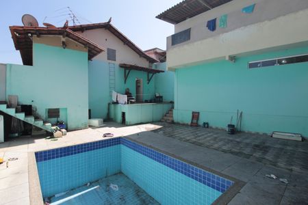 Casa à venda com 385m², 3 quartos e 3 vagasÁrea Externa