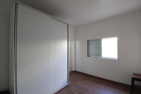 Casa à venda com 385m², 3 quartos e 3 vagasSuíte