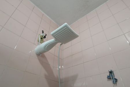 Casa à venda com 385m², 3 quartos e 3 vagasBanheiro da Suíte