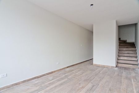 Casa à venda com 120m², 2 quartos e 3 vagasSala