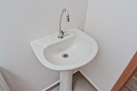 Casa à venda com 120m², 2 quartos e 3 vagasBanheiro da Suíte 2