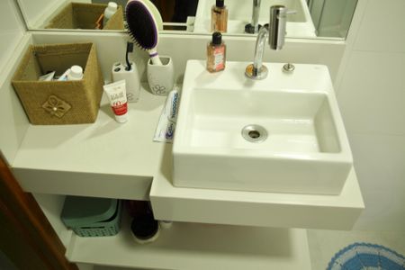 Casa à venda com 258m², 3 quartos e 2 vagasSuíte - Banheiro