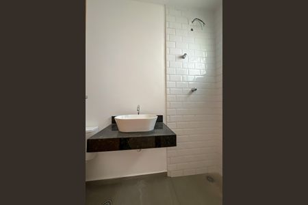 Casa à venda com 150m², 3 quartos e 2 vagas Casa à venda com 150m², 3 quartos e 2 vagasBanheiro da Suíte