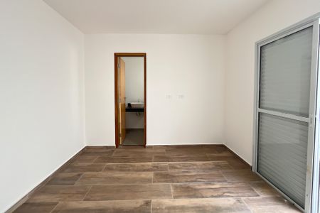 Casa à venda com 150m², 3 quartos e 2 vagas Casa à venda com 150m², 3 quartos e 2 vagasSuíte