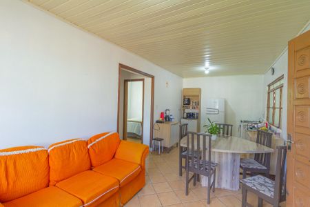 Casa à venda com 54m², 2 quartos e 3 vagasSala/Cozinha