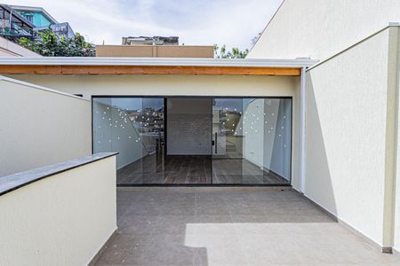 Casa à venda com 150m², 3 quartos e 2 vagasQuintal