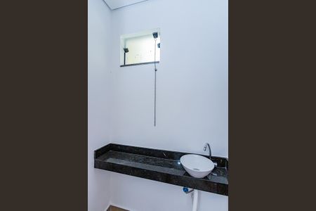 Casa à venda com 150m², 3 quartos e 2 vagasLavabo