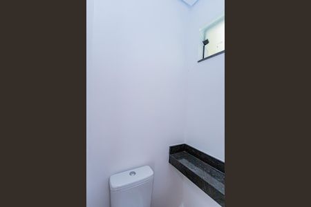 Casa à venda com 150m², 3 quartos e 2 vagasLavabo