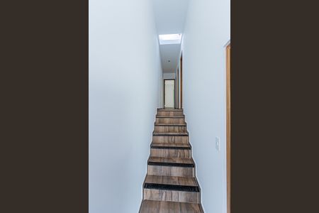 Casa à venda com 150m², 3 quartos e 2 vagasCorredor