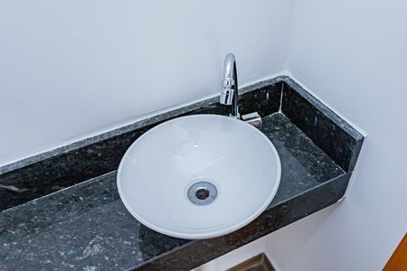 Casa à venda com 150m², 3 quartos e 2 vagasLavabo