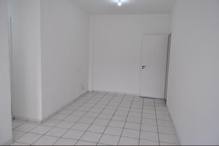 Apartamento à venda com 70m², 2 quartos e 1 vagaSala
