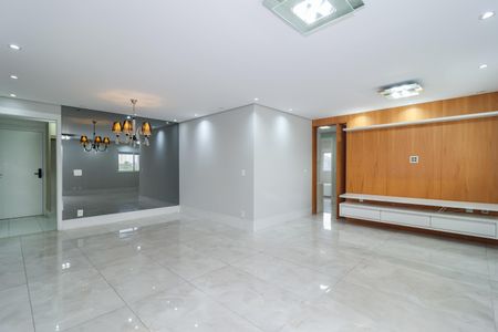 Apartamento à venda com 125m², 3 quartos e 2 vagasSala