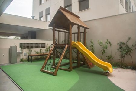 Apartamento à venda com 141m², 4 quartos e 2 vagasÁrea comum - Playground