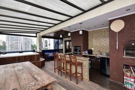 Apartamento à venda com 250m², 4 quartos e 4 vagasCobertura