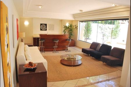 Apartamento à venda com 1 quarto, 81m² em Cambuí, Campinas