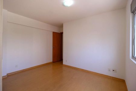 Apartamento à venda com 3 quartos, 104m² em Funcionários, Belo Horizonte
