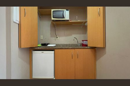 Studio para alugar com 32m², 1 quarto e 1 vaga Studio para alugar com 32m², 1 quarto e 1 vagaCozinha