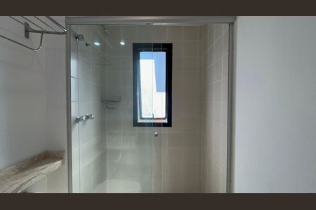 Studio para alugar com 32m², 1 quarto e 1 vaga Studio para alugar com 32m², 1 quarto e 1 vagaBanheiro