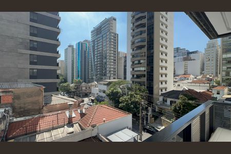 Studio para alugar com 32m², 1 quarto e 1 vaga Studio para alugar com 32m², 1 quarto e 1 vagaSacada