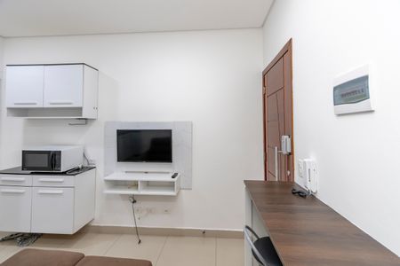 Sala/Cozinha de apartamento para alugar com 1 quarto, 40m² em Santo Amaro, São Paulo