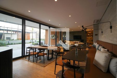 Apartamento à venda com 157m², 4 quartos e 2 vagasÁrea comum - Salão de festas