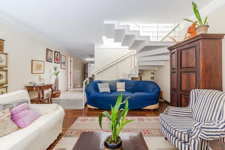 Sala de casa para alugar com 3 quartos, 297m² em Alto de Pinheiros, São Paulo