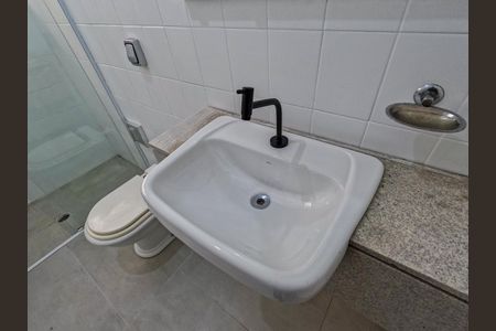 Casa para alugar com 250m², 3 quartos e 4 vagasBanheiro