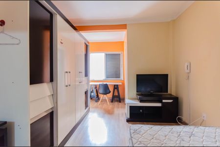 Sala/Quarto de kitnet/studio para alugar com 1 quarto, 30m² em Aclimação, São Paulo