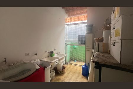 Casa à venda com 200m², 3 quartos e 1 vaga Casa à venda com 200m², 3 quartos e 1 vagaÁrea de Serviço