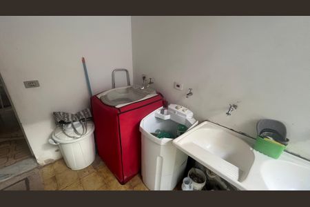 Casa à venda com 200m², 3 quartos e 1 vaga Casa à venda com 200m², 3 quartos e 1 vagaÁrea de Serviço