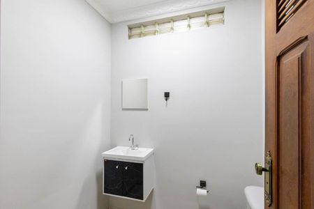 Apartamento à venda com 90m², 2 quartos e sem vaga Apartamento à venda com 90m², 2 quartos e sem vagaLavabo