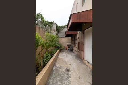 Casa à venda com 225m², 5 quartos e 3 vagasArea Externa