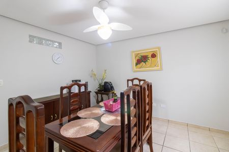 Casa à venda com 225m², 5 quartos e 3 vagasCopa