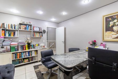 Casa à venda com 225m², 5 quartos e 3 vagasQuarto 1