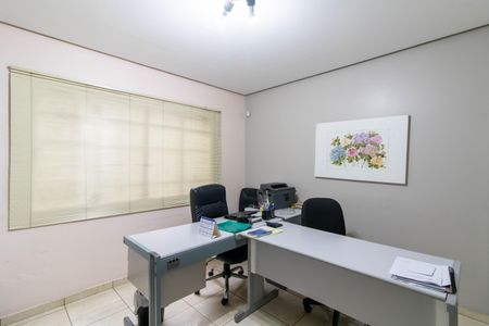 Casa à venda com 225m², 5 quartos e 3 vagasQuarto 3