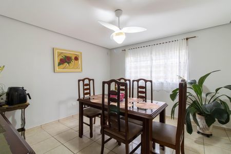 Casa à venda com 225m², 5 quartos e 3 vagasCopa