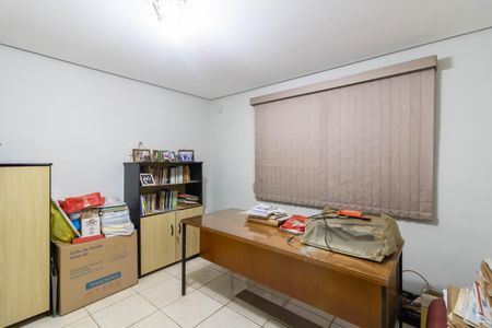 Casa à venda com 225m², 5 quartos e 3 vagasQuarto 4