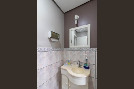 Casa à venda com 225m², 5 quartos e 3 vagasBanheiro