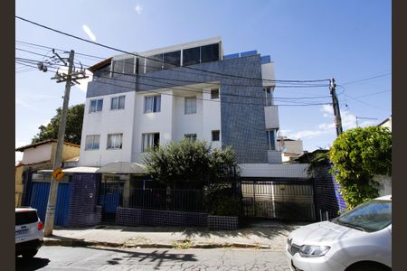 Apartamento à venda com 140m², 3 quartos e 1 vagaFachada